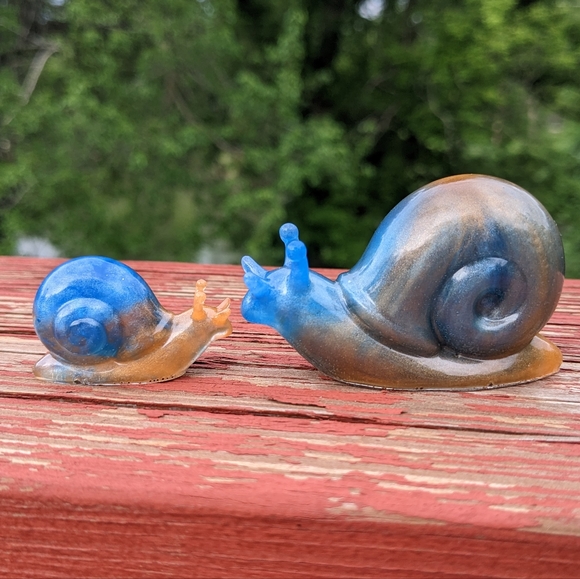Snails Set Resin Art Handmade Cottagecore Kawaii Cute Home Decor Nature Orange - Picture 5 of 8